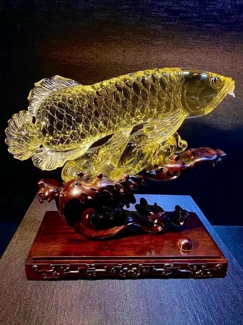 根雕金龍魚圖片大全