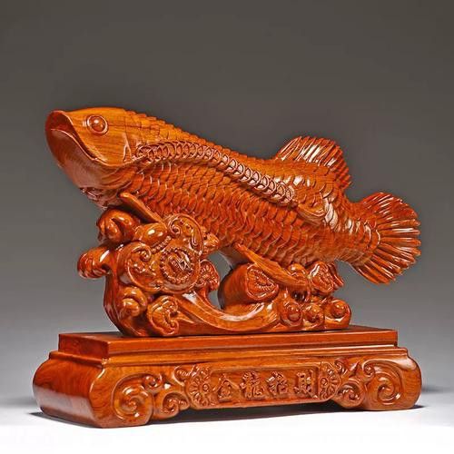 收藏級木雕金龍魚的價格范圍是多少？