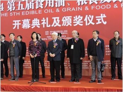 金龍魚(yú)下屬品牌是什么牌子（金龍魚(yú)品牌特色對(duì)比）