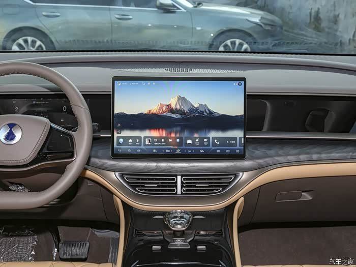 騰勢D9金龍魚壁紙高清版 騰勢D9金龍魚壁紙高清版 龍魚百科 第2張