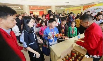金龍魚醫生專家：金龍魚醫生專家是一款由專業醫生開發的健康咨詢服務軟件