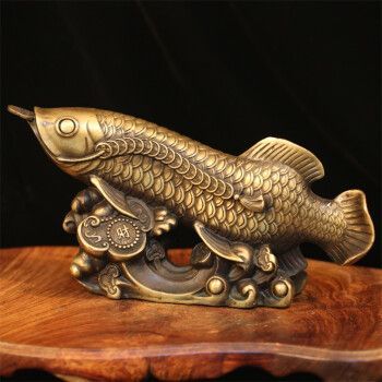 招財金龍魚擺件的魚頭朝哪邊好（招財金龍魚擺件的魚頭朝向）