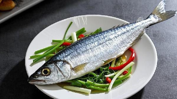 關(guān)刀魚能和銀龍魚混養(yǎng)嗎