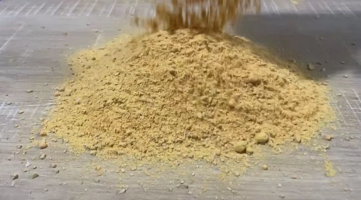 龍魚飼料怎么制作視頻：自制龍魚飼料配方大全自制龍魚飼料配方大全