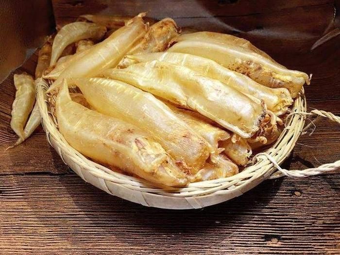 金龍魚膠須有什么功效呢（金龍魚膠須具有多種對人體有益的功效）