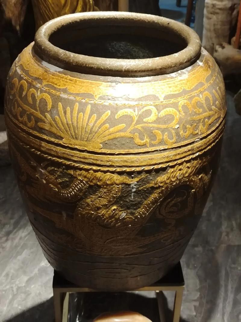 清代龍缸的價格是多少？ 清代龍缸的價格是多少？ 龍魚百科 第6張