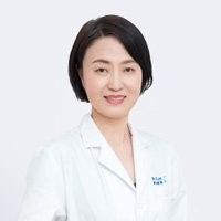 鉆石眼手術風險大嗎？（鉆石刀放射狀角膜切開術的風險分析）