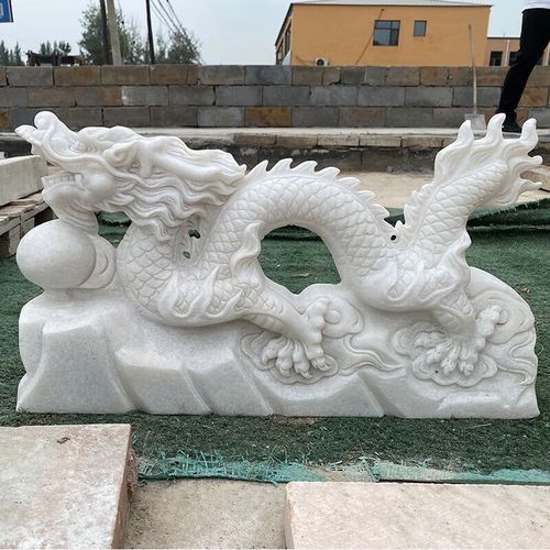 金龍魚石雕的價(jià)格范圍是多少？（金龍魚石雕價(jià)格范圍）