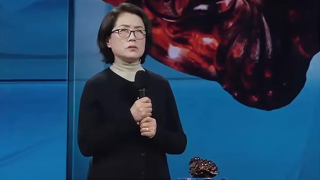 如何鑒別龍龜?shù)袼艿恼鎮(zhèn)危ㄨb別龍龜?shù)袼苷鎮(zhèn)涡杈C合材質(zhì)、工藝、工藝、工藝、文化特征等多方面因素）