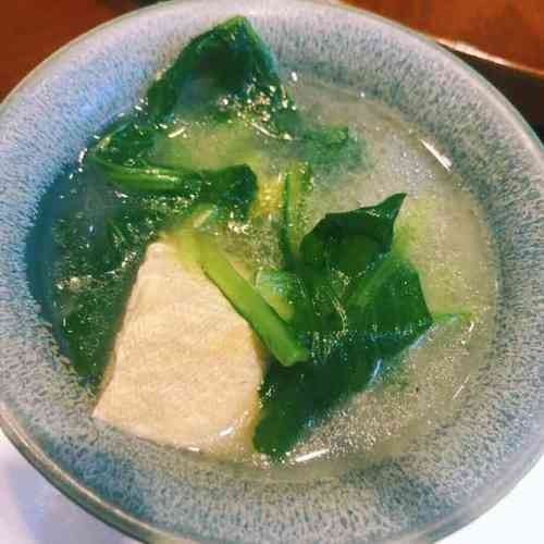 齊齊哈爾市小黑龍魚館的包間可通過以下方式操作：絕絕子：齊齊哈爾小黑龍魚館