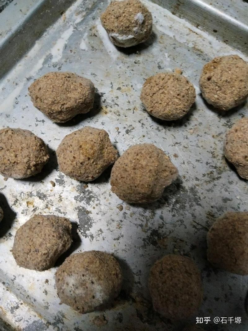 龍魚飼料自制的詳細步驟：自制龍魚飼料最簡單方法