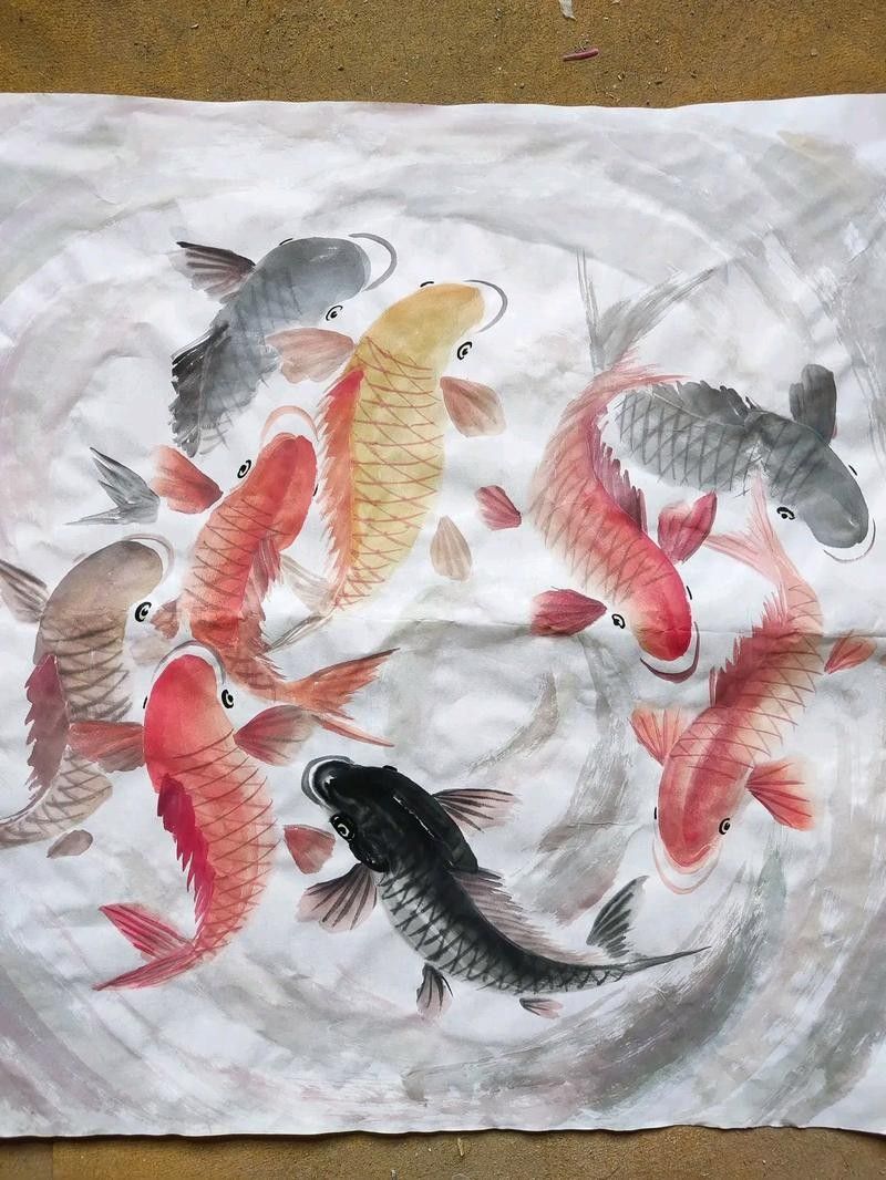 給我推薦一些著名的九龍魚國畫作品：中國畫龍魚大寫意創新技法奠基人薛九州百米長卷被北京人民大會堂典藏