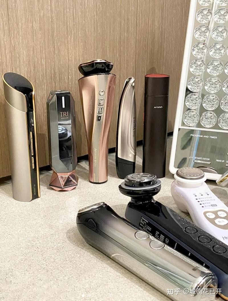 紅鰈2代適合哪些場景：currentbody二代紅光面膜儀實測|懶人也能堅持用的抗老神器