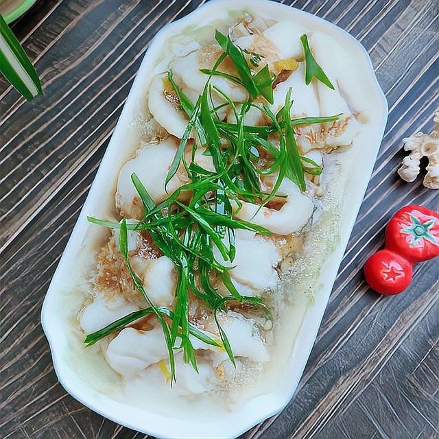 有哪些清蒸龍利魚的變種做法？：清蒸龍利魚最好吃的做法不用一滴油滑嫩下飯唐河小哥