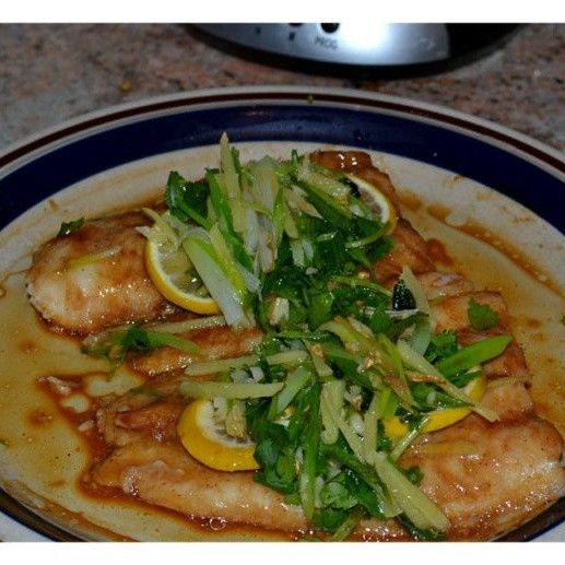 有哪些清蒸龍利魚的變種做法？：清蒸龍利魚最好吃的做法不用一滴油滑嫩下飯唐河小哥