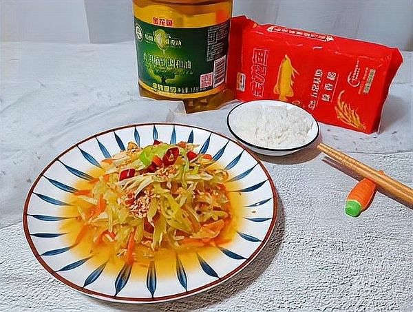 金龍魚橄欖調和油適合哪些涼拌菜：怪不得飯店的涼拌菜那么好吃，原來訣竅在這里