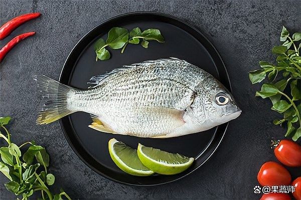 如何烹飪湛江龍魚：湛江龍魚神龜是怎么回事紅葉奇說:龍魚神龜是怎么回事