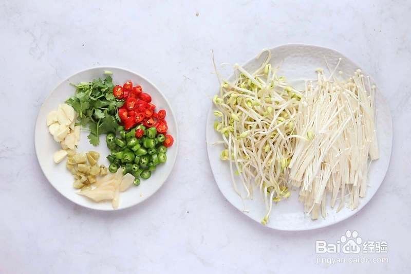 龍魚配菜一般放多少合適：關于龍魚配菜的搭配比例