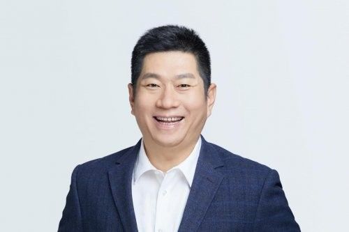 李金龍在協會中扮演什么角色：李金龍:書寫石斛路上的別樣風采