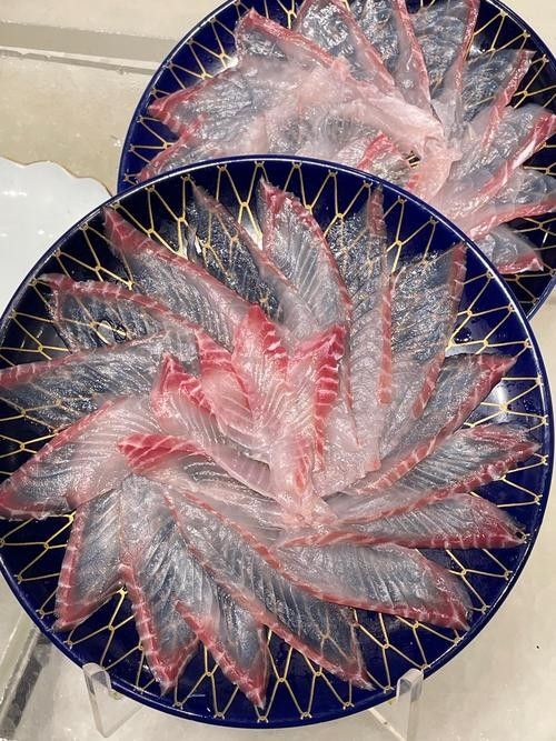飛龍魚刺身的價格是多少？：\