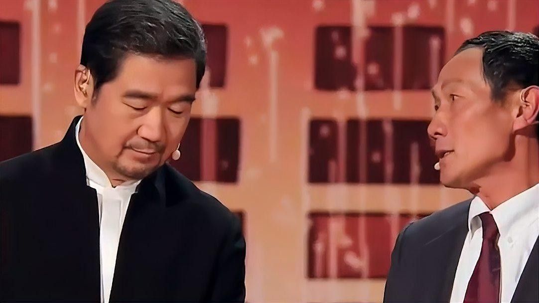何家村窖藏的發(fā)現(xiàn)過(guò)程：何家村窖藏:大唐遺寶