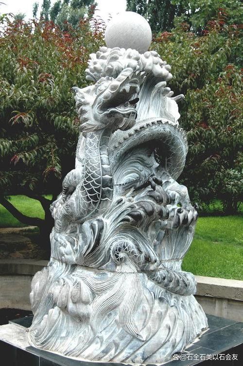 還有哪些生龍主題雕塑作品：北京街頭龍味十足！