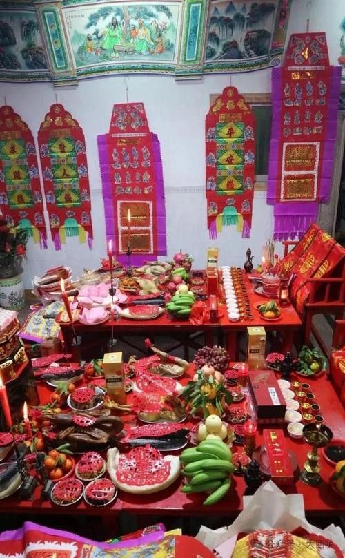 能提供幾張潮汕龍魚(yú)拜神圖片嗎：潮汕龍魚(yú)拜神