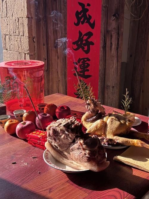 能提供幾張潮汕龍魚(yú)拜神圖片嗎：潮汕龍魚(yú)拜神