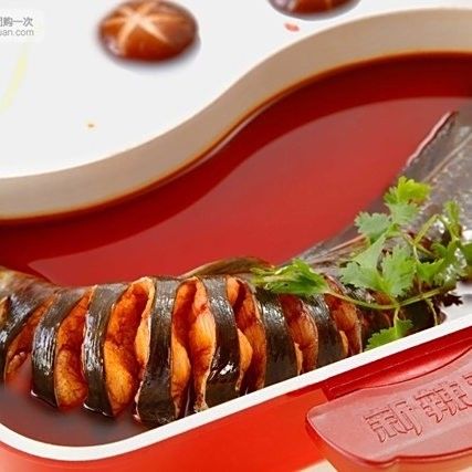 新龍魚火鍋有停車場嗎？：新龍魚火鍋停車場收費嗎？