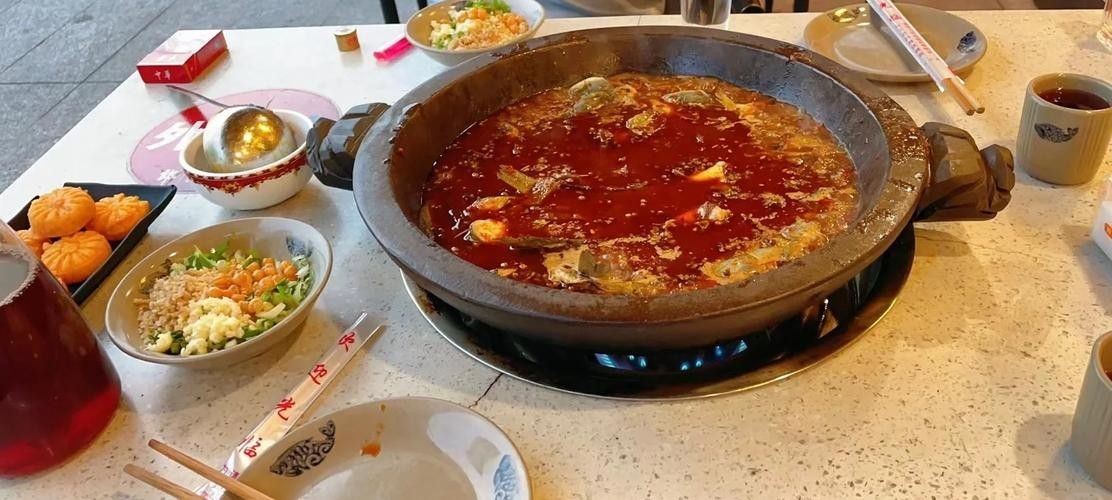 德陽新龍魚火鍋的口碑怎么樣？：德陽新龍魚火鍋有哪些招牌菜？
