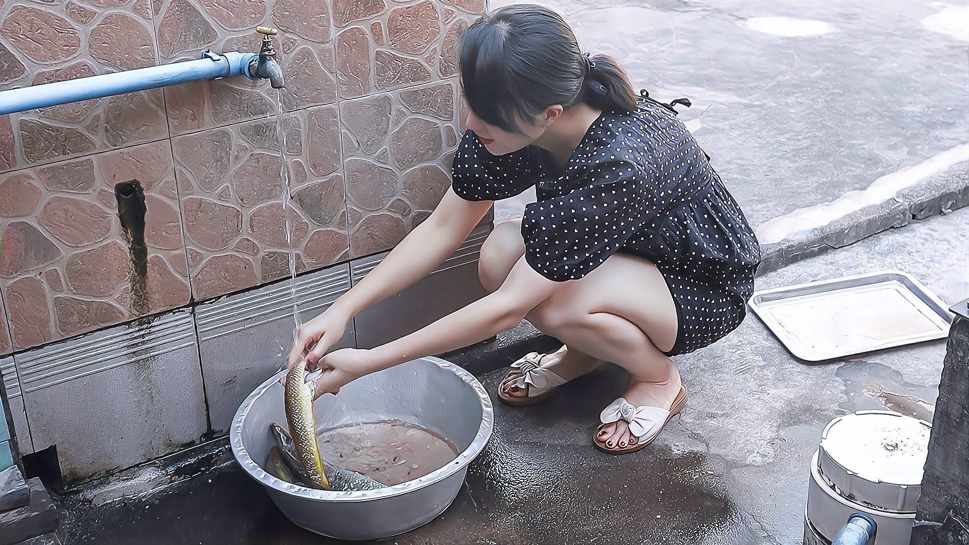 過江龍魚有哪些品種？：中國特有的過江龍魚，體重可達5-10公斤，網友：吃不起貍貓之一