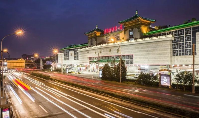 紅龍市場哪個商廈最知名：北京紅龍市場有哪些知名商廈？