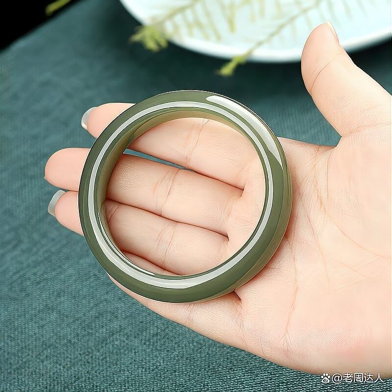 和田玉龍魚手鐲有哪些知名品牌：什么牌子的和田玉龍魚手鐲好