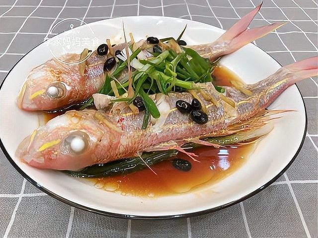 金龍魚清蒸后需要腌制嗎（金龍魚清蒸前需要腌制但需注意方法以避免肉質發柴） 金龍魚清蒸后需要腌制嗎（金龍魚清蒸前需要腌制但需注意方法以避免肉質發柴） 龍魚百科 第11張