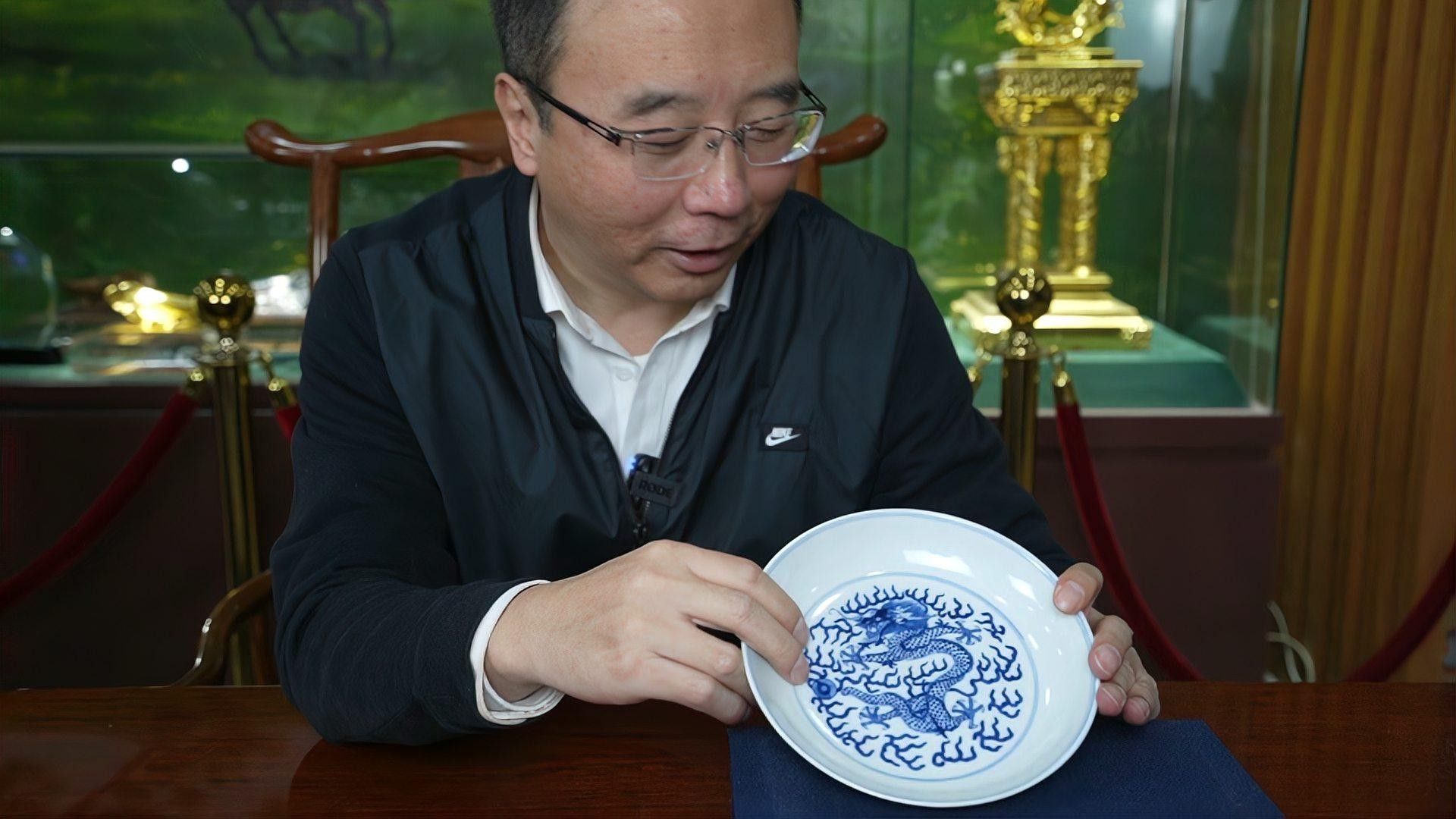 介紹一下中華金龍魚化石（中華金龍魚化石發現最完整金龍魚化石網友調侃真有金龍魚環球網）