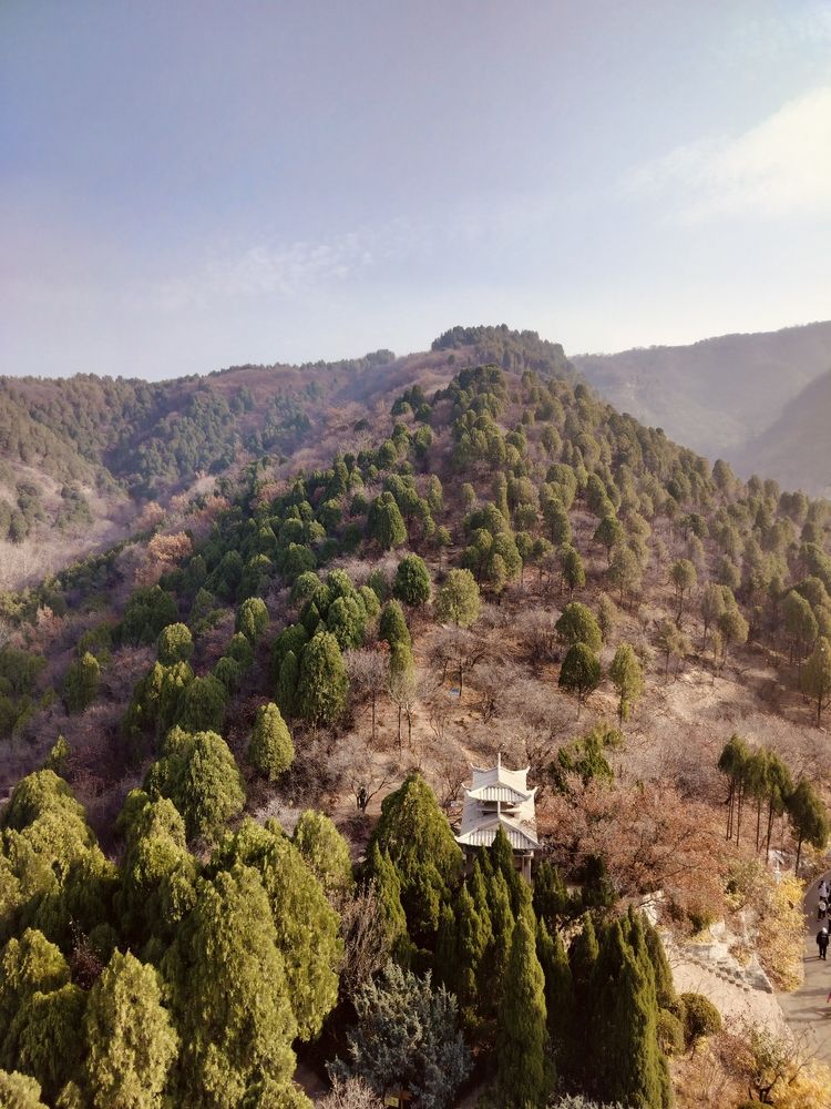紅葉谷風景迷人（中國河北自然風景區紅葉谷，每年秋季無數游客慕名而來） 紅葉谷風景迷人（中國河北自然風景區紅葉谷，每年秋季無數游客慕名而來） 龍魚論壇 第4張
