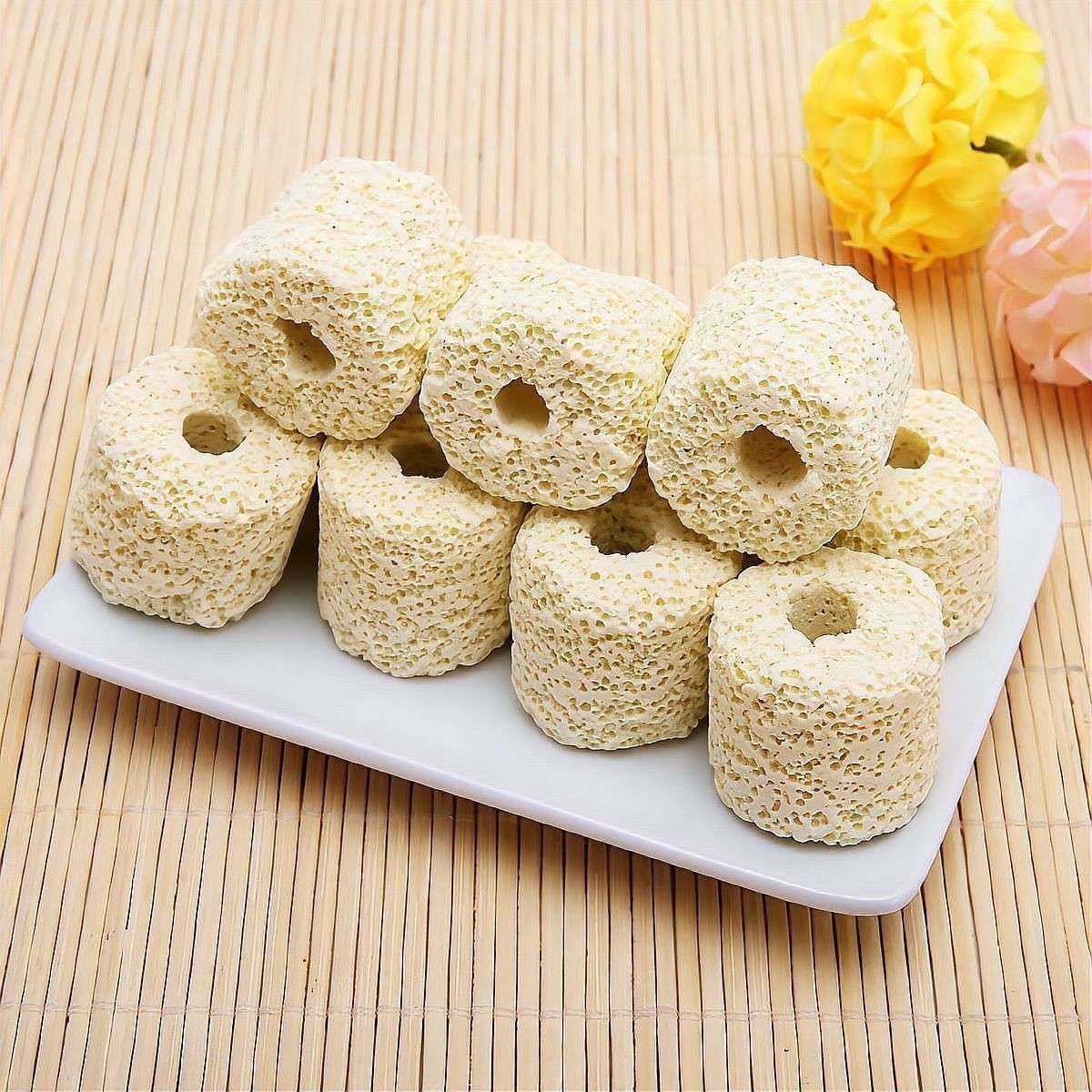 清洗濾材時需要注意什么（養魚老道，新買的魚缸濾材要不要清洗怎么清洗）