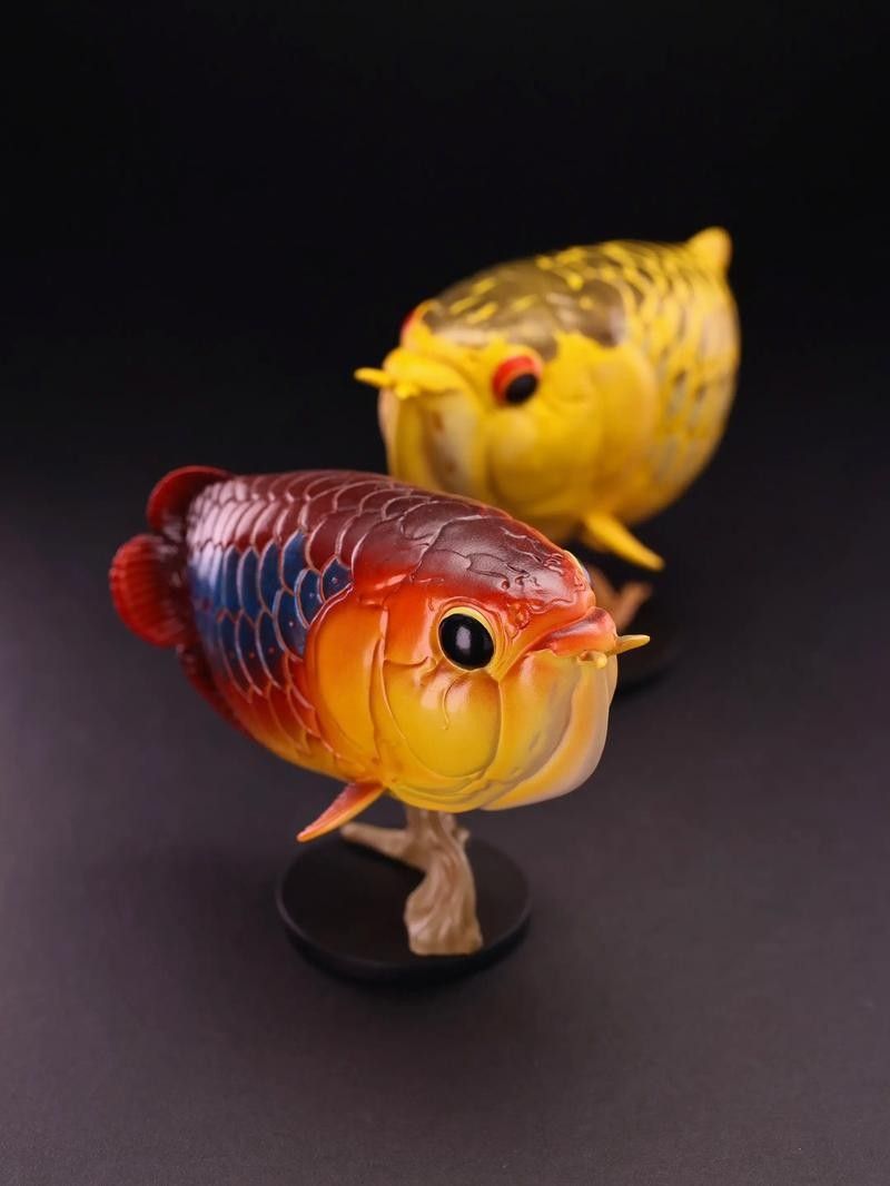 給我一些高清的虎斑恐龍魚圖片（廣東男子釣獲“遠古恐龍魚”,背鰭銳利似劍龍!網友:值好幾百!）