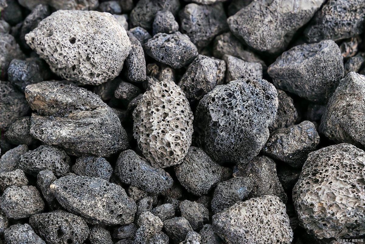 火山巖在繁殖缸中的使用方法（火山石放魚缸的正確打開方式，）