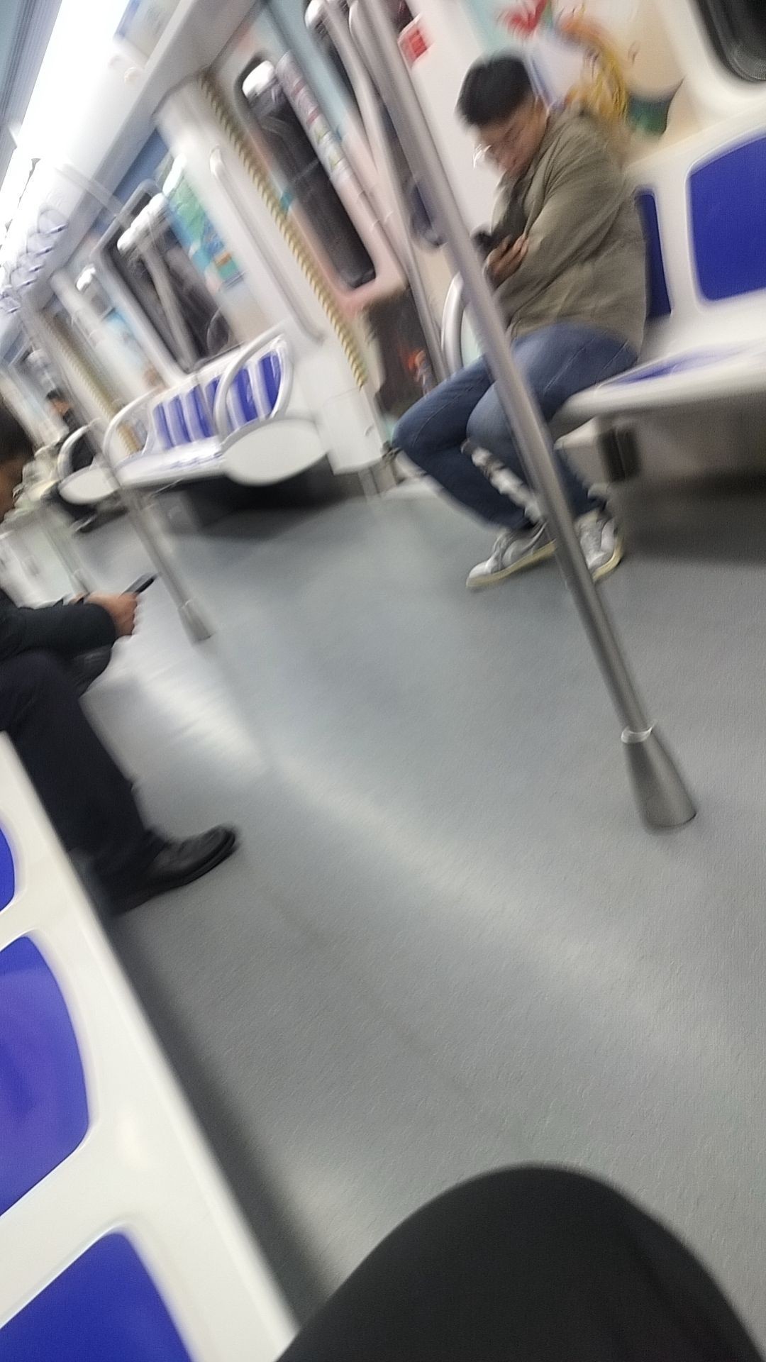 趕地鐵（地鐵擁擠怎么辦？） 趕地鐵（地鐵擁擠怎么辦？） 龍魚論壇