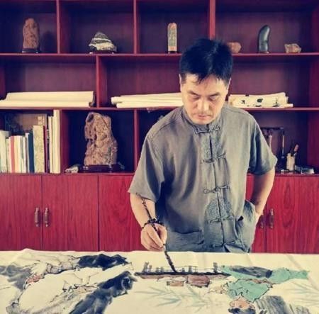 國畫金龍魚有哪些名家作品？（中國畫金龍魚作品《祥龍獻(xiàn)瑞》作品欣賞:魚的文化魅力）