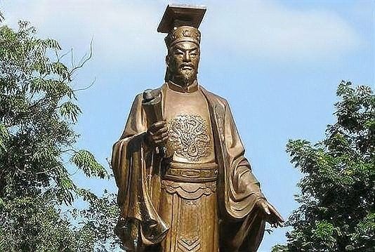 金龍?jiān)谠侥厦耖g有哪些傳說（金龍?jiān)谠侥衔幕杏泻误w現(xiàn)？）