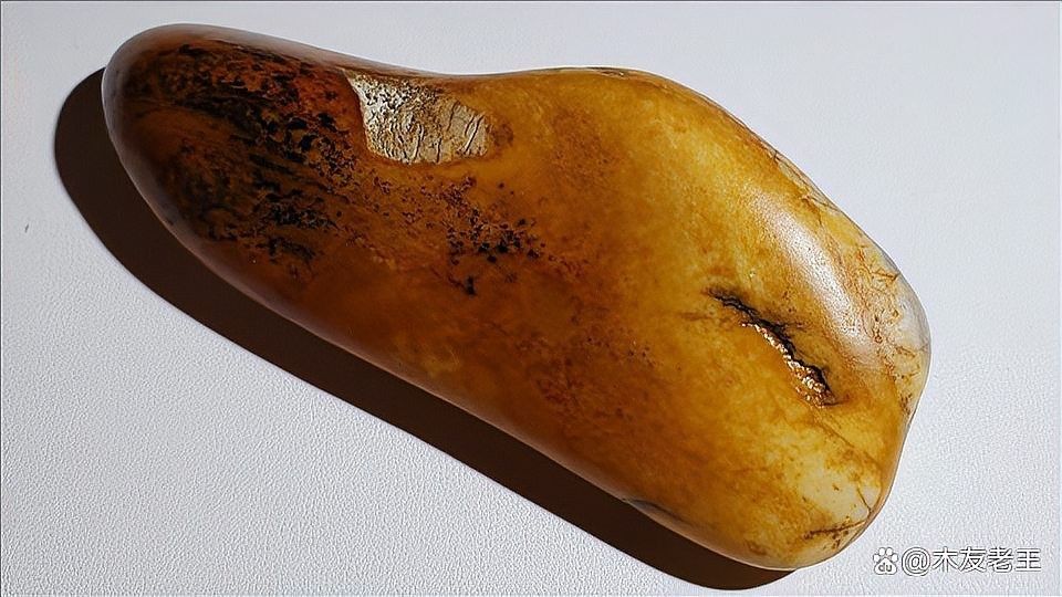 如何保養(yǎng)和田玉籽料龍龜？（和田玉籽料龍龜?shù)谋ｐB(yǎng)與禁忌baiqi.makepolo）