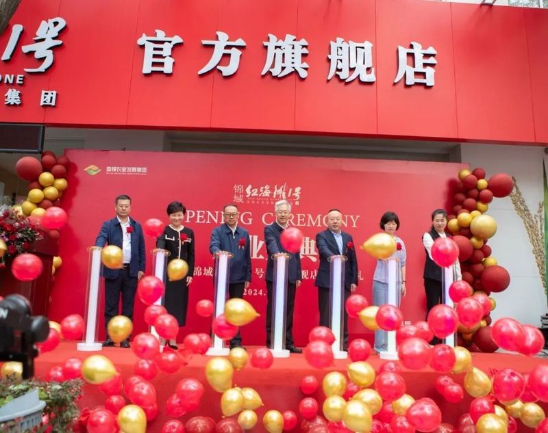 盤錦哪個水族館龍魚好？祥龍魚場龍魚（盤錦市“祥龍魚場”以其優質的龍魚品種和專業的養殖技術）