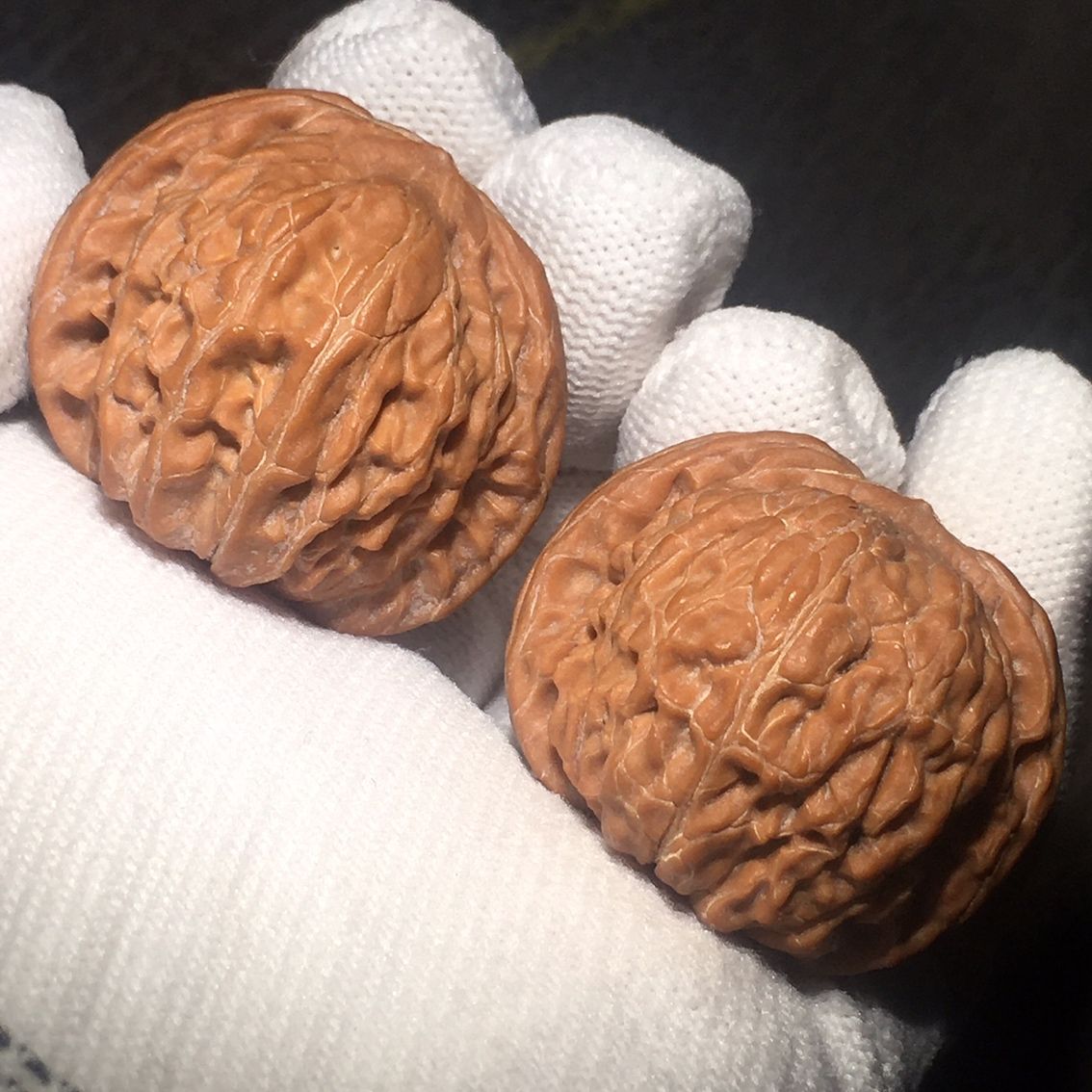 紅皮小磨盤文玩核桃（皮小磨盤文玩核桃）
