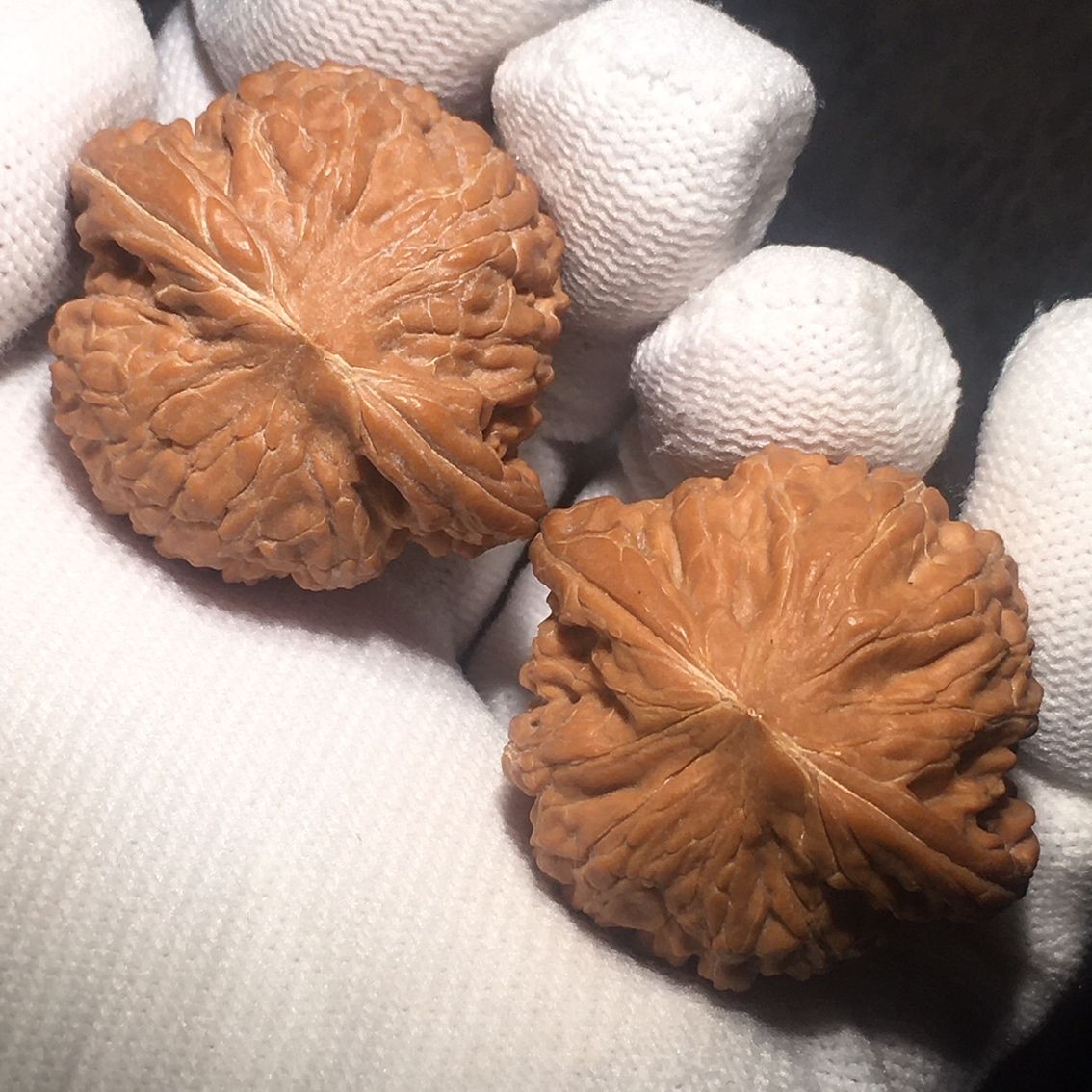 紅皮小磨盤文玩核桃（皮小磨盤文玩核桃）