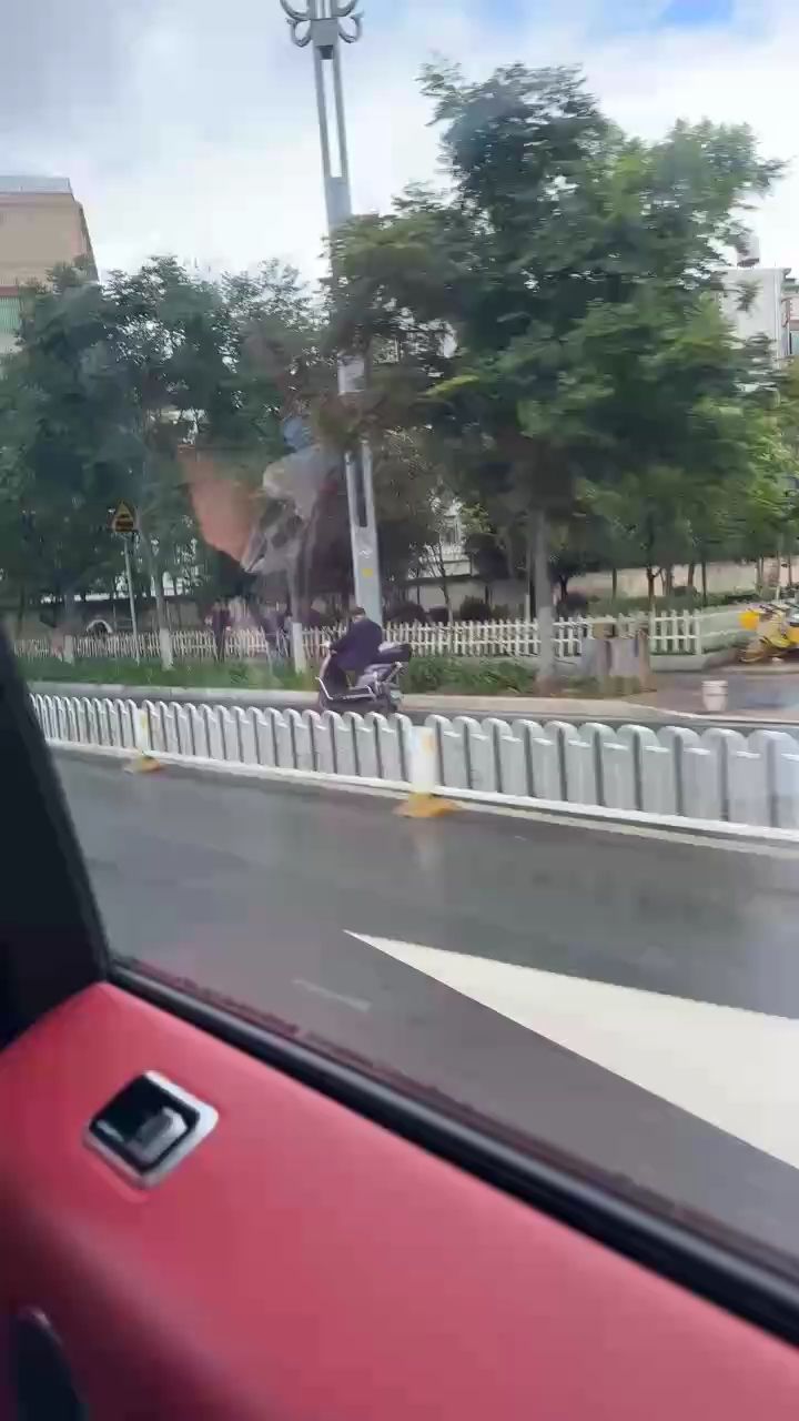 雨后的天氣（zizai評論：雨后天氣的變化及其對環境影響）