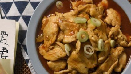 紅龍魚喂蝦好還是泥鰍好：-將蝦與泥鰍混合喂食紅龍魚是否應當以蝦作為主食