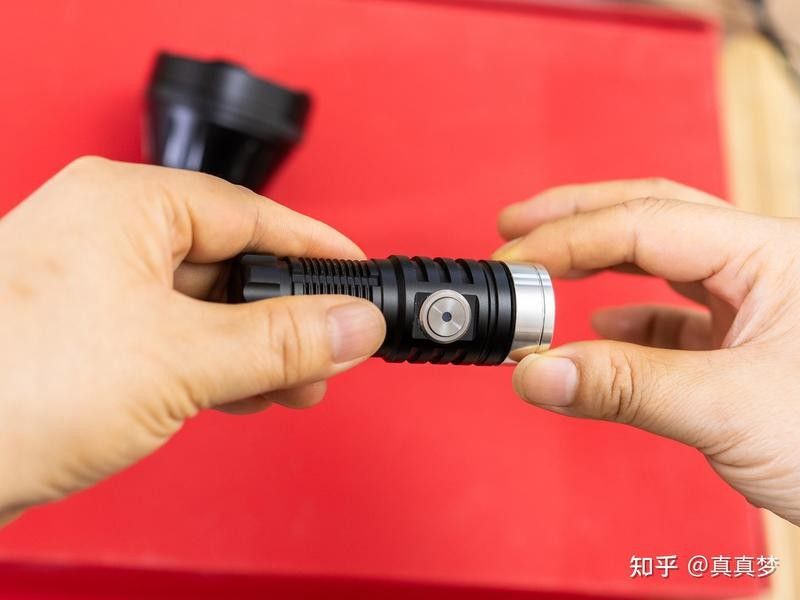 金龍魚用藍白燈需要多久換一次燈（金龍魚用藍白燈的更換周期）