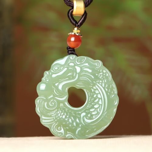 和田玉龍魚吊墜的價(jià)格是多少？（和田玉龍魚吊墜價(jià)格）